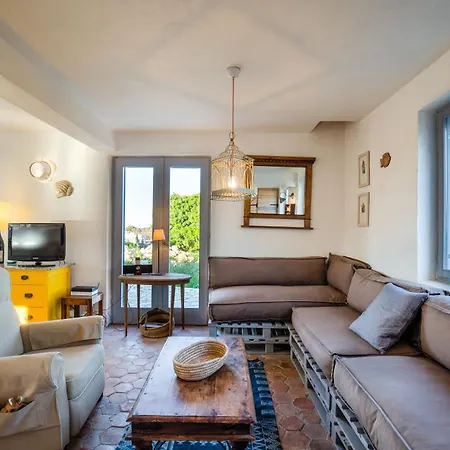 Modern Stone For A Perfect Quiet * Gornje Selo